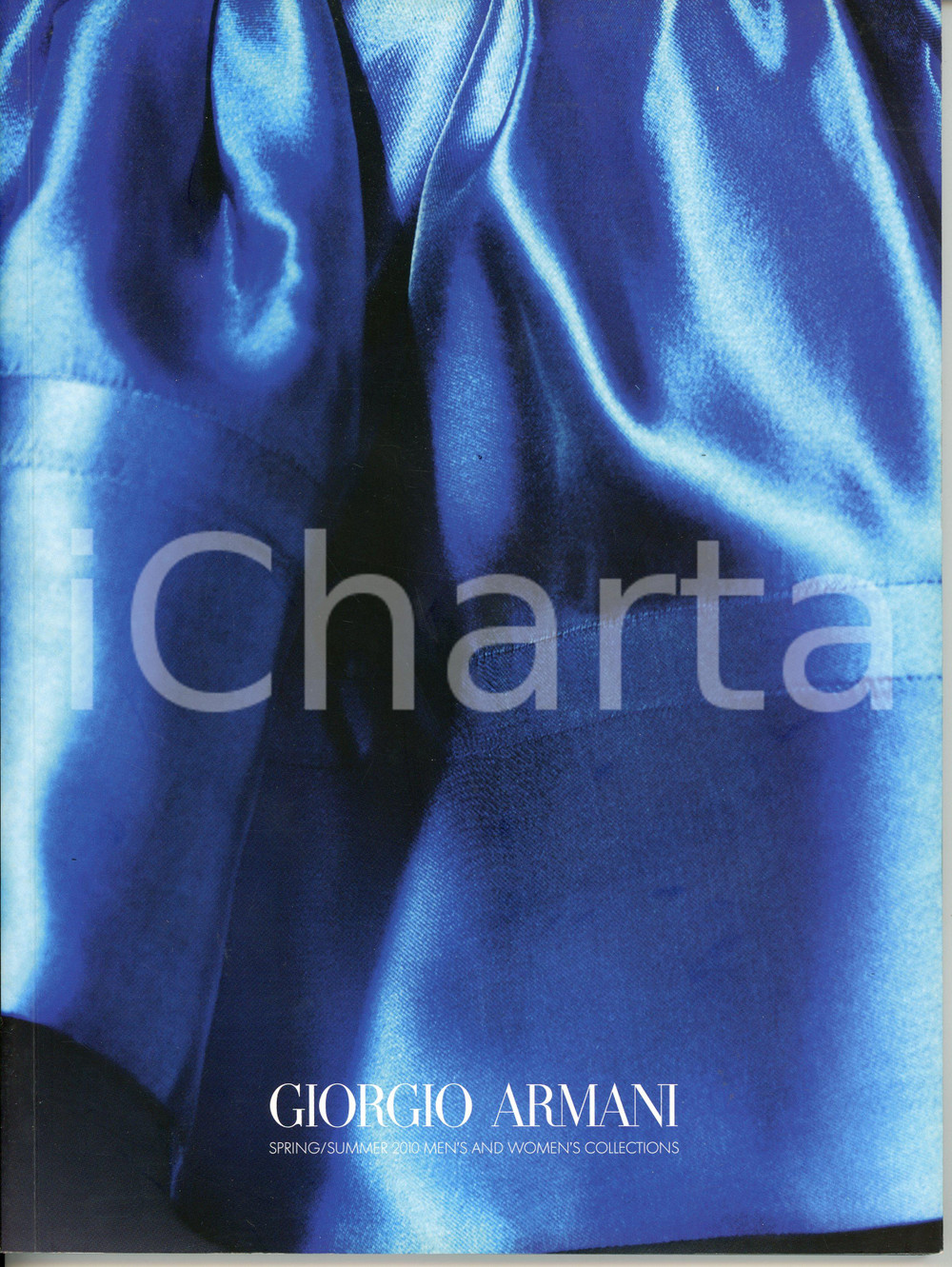 Libro, pubblicazione d epoca 2010 GIORGIO ARMANI Spring / Summer  Men s and women s collections Catalogue 1