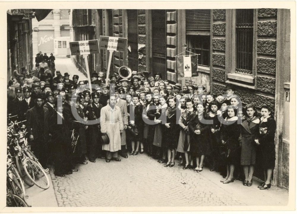 Fotografia d epoca originale 1940 ca MILANO Mutilati della Grande Guerra al Covo di via Paolo da Cannobio 1