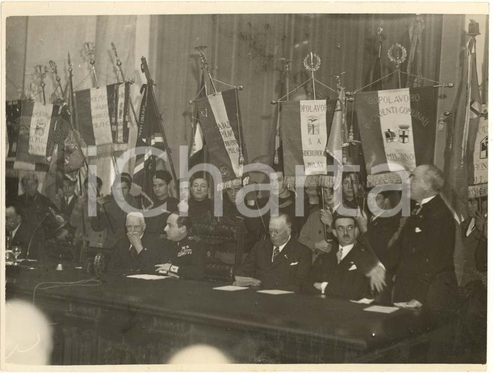 Fotografia d epoca originale 1932 MILANO Federazione della Seta  Discorso di Achille STARACE Foto 24x18 cm 1