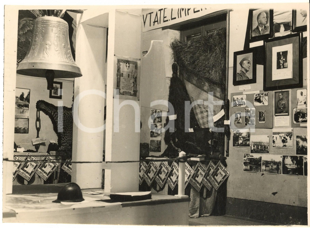 Fotografia d epoca originale 1937 GORGONZOLA MI Mostra Coloniale  Una sala  Foto 24x18 cm 1 1