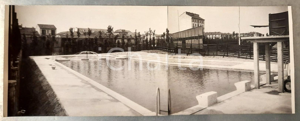 Fotografia d epoca originale 1930 ARCHITETTURA MILANO La nuova piscina del Tennis Club Foto doppia 42x16 1