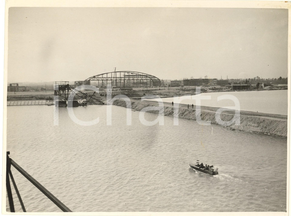 Fotografia d epoca originale 1937 ARCHITETTURA MILANO IDROSCALO Cantiere dello stabilimento balneare Foto 1