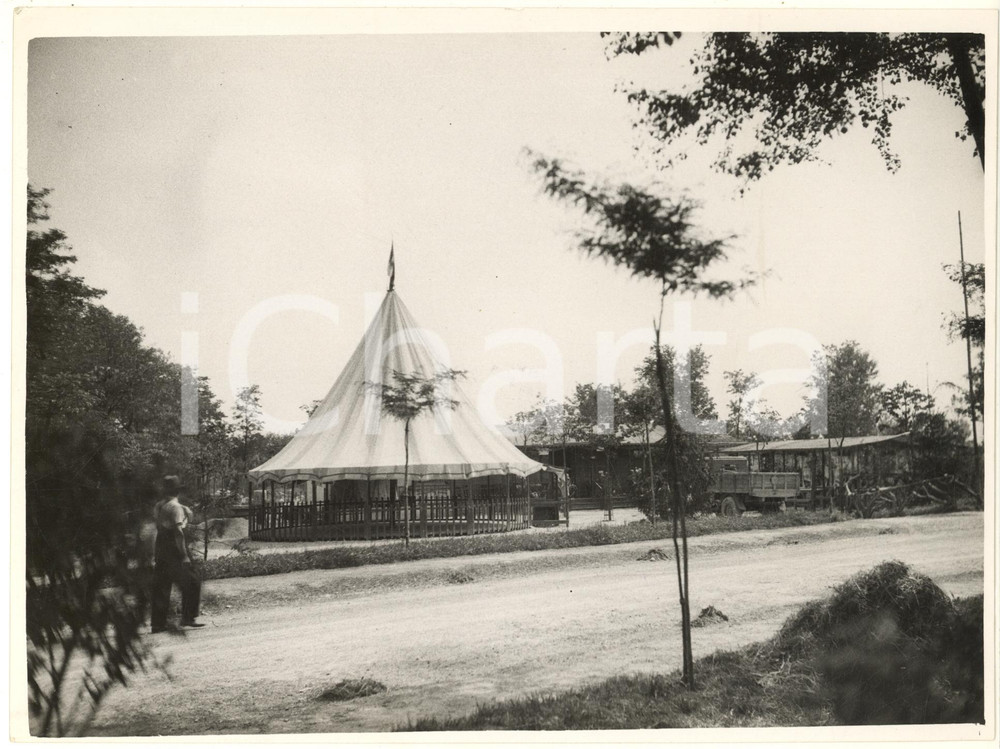 Fotografia d epoca originale 1937 MILANO Nuovo parco di LAMBRATE   Giostre Foto 24x18 cm 1
