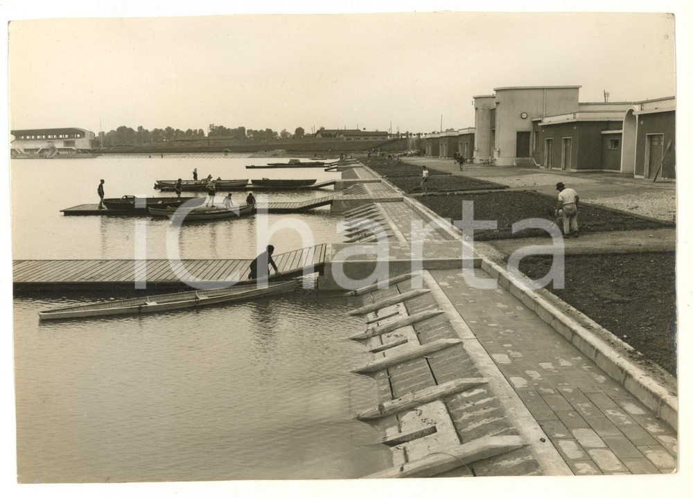 Fotografia d epoca originale 1939 MILANO IDROSCALO Rivestimento sponde per la zona dell atletica Foto 1