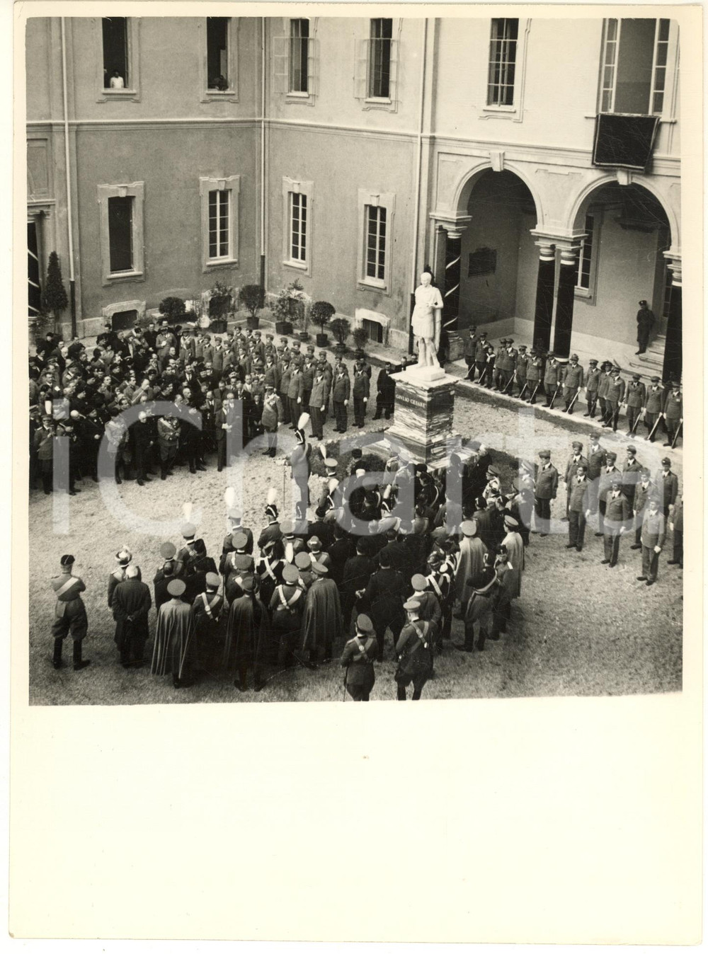 Fotografia d epoca originale 1935 MILANO Inaugurazione Collegio Militare in corso Italia Foto 18x24 cm 1