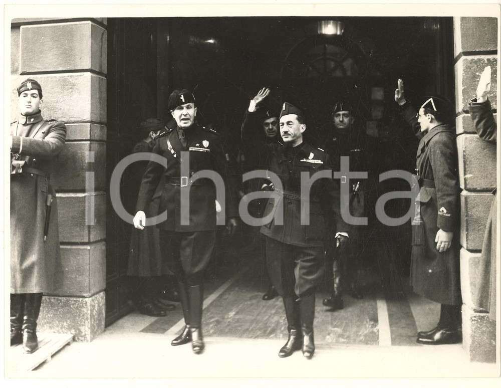 Fotografia d epoca originale 1937 MILANO Ferruccio LANTINI e Dino ALFIERI in visita alla Casa del Fascio 1