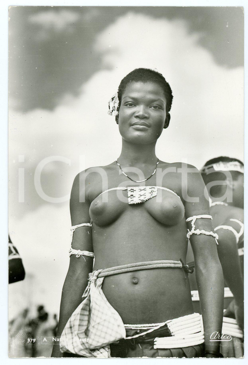 Cartolina originale da collezione 1960 ca AFRICA Young girl Photo postcard EHTNIC NUDE Artco 1
