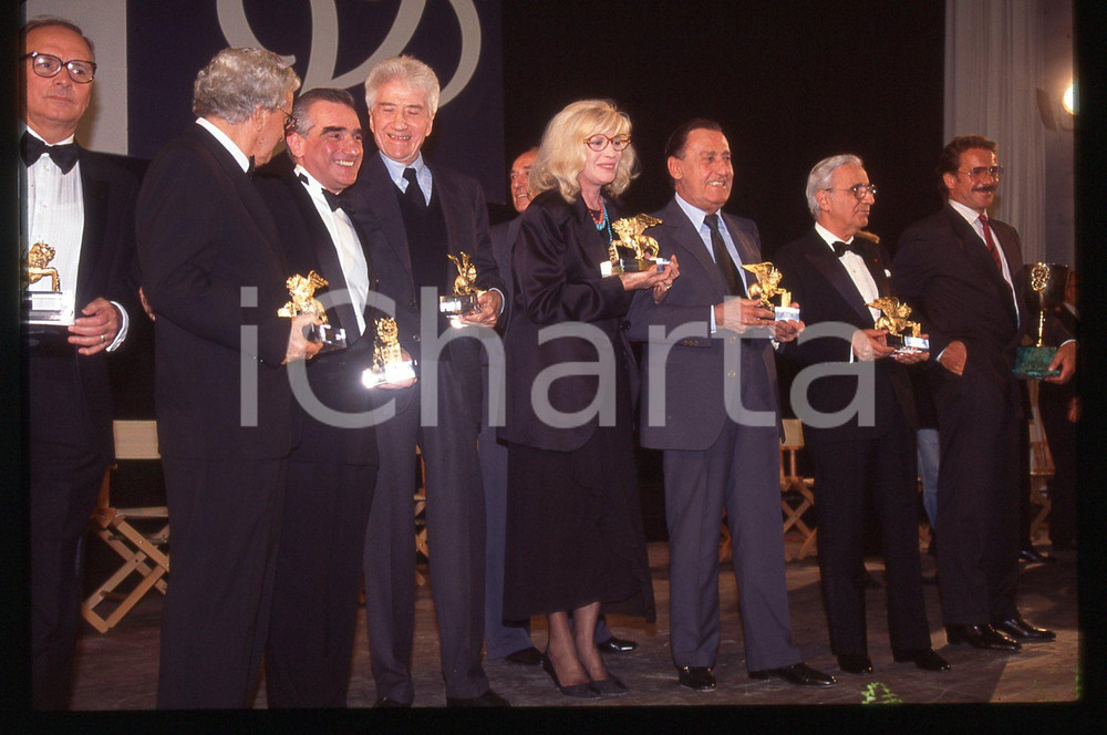 Fotografia d epoca originale 1995 FESTIVAL VENEZIA Alberto SORDI Monica VITTI LEONE ORO 35mm VINTAGE SLIDE 2 1