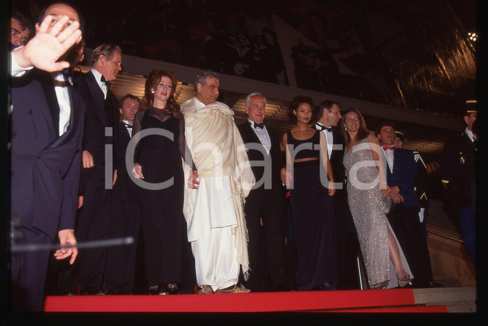 Fotografia d epoca originale 1995 FESTIVAL CANNES  Cast del film JEFFERSON IN PARIS 35mm VINTAGE SLIDE 1