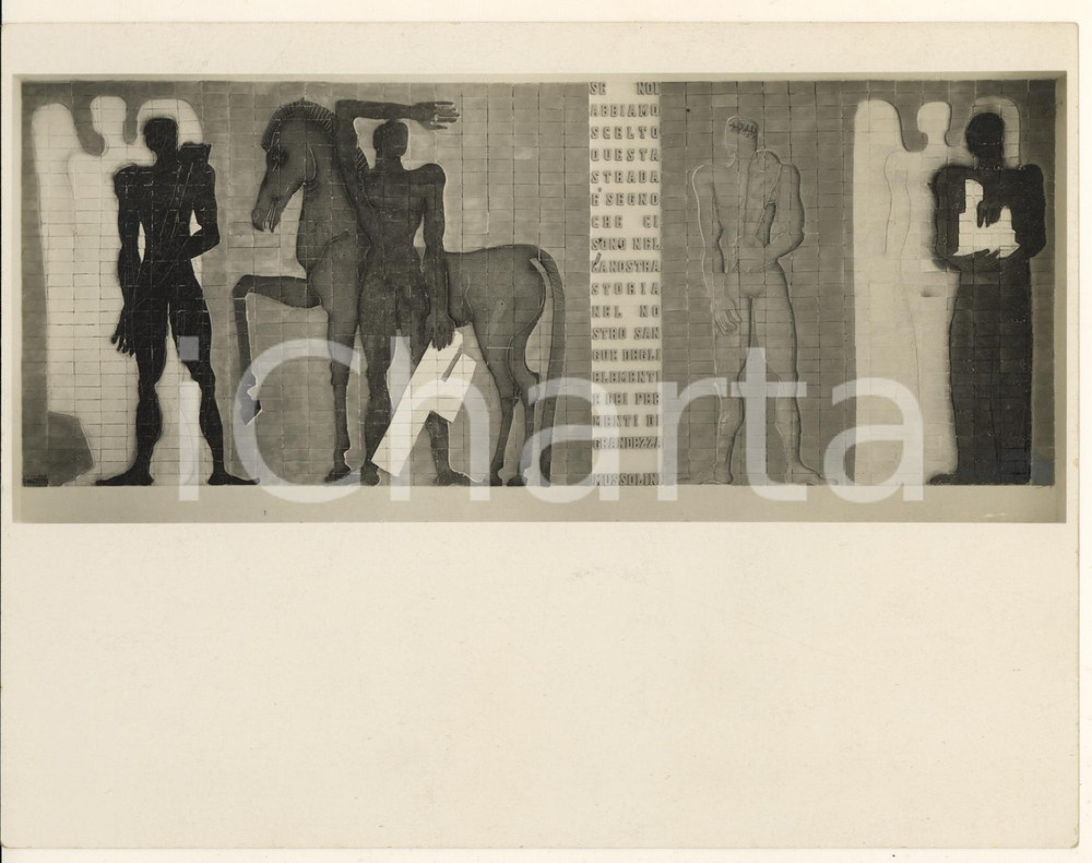 Fotografia d epoca originale 1936 TRIENNALE DI MILANO Pannello in ceramica Nino STRADA Tullio D ALBISOLA Foto 1