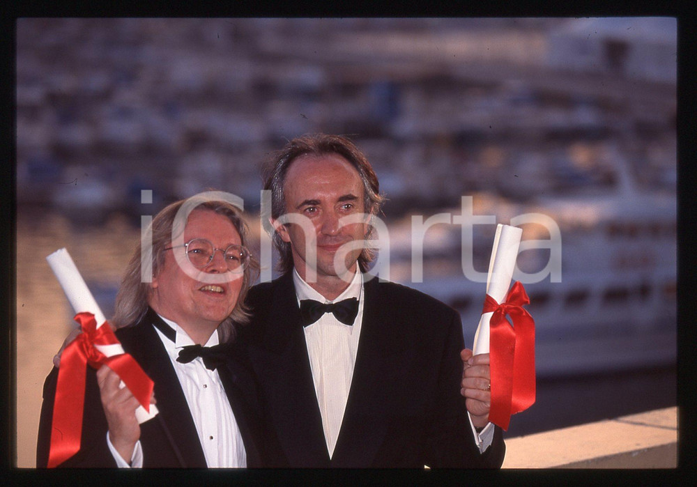 Fotografia d epoca originale 1995 FESTIVAL CANNES  Jonathan PRYCE Christopher Hampton  35mm VINTAGE SLIDE 1