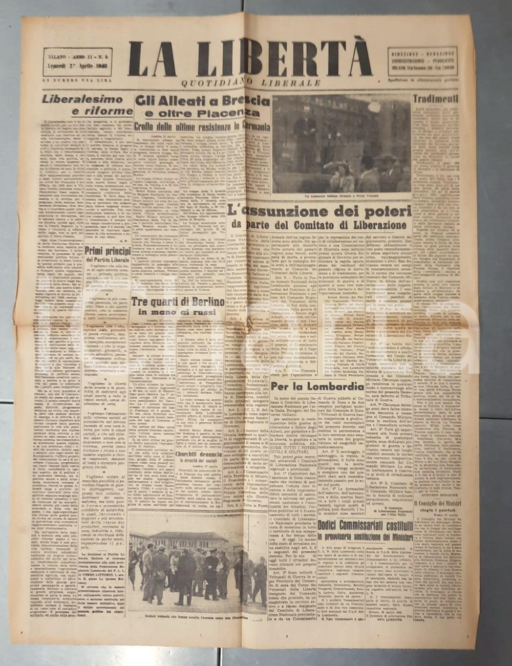 Giornale, rivista storica 27 Aprile 1945 LA LIBERTA  Alleati a Brescia  Poteri al CLN Giornale 1