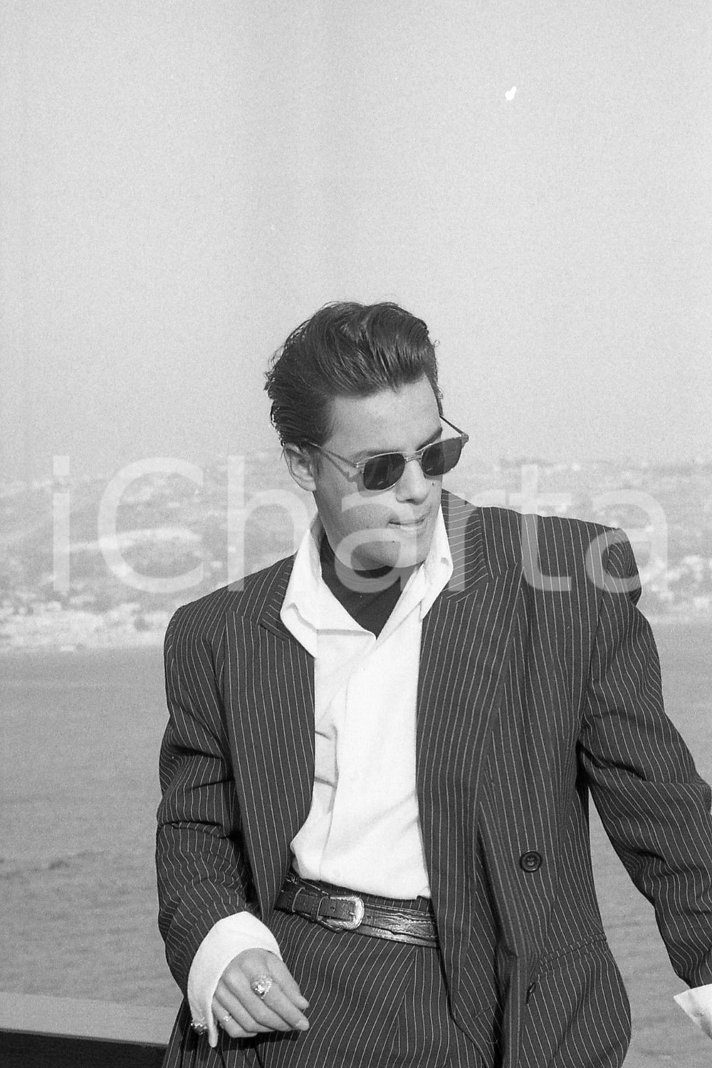 Fotografia d epoca originale 35mm NEGATIVO ORIGINALE  1987 SANREMO Nick KAMEN Photoshoot sul lungomare 6 1