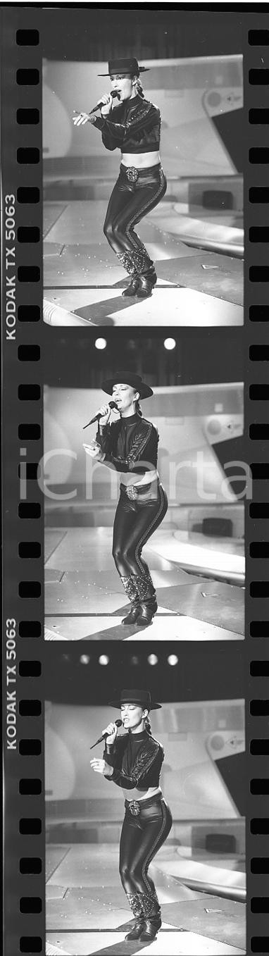 Fotografia d epoca originale 35mm LOTTO 3 NEGATIVI  1985ca RAI DISCORING Dee D. JACKSON in Heat of the night 1