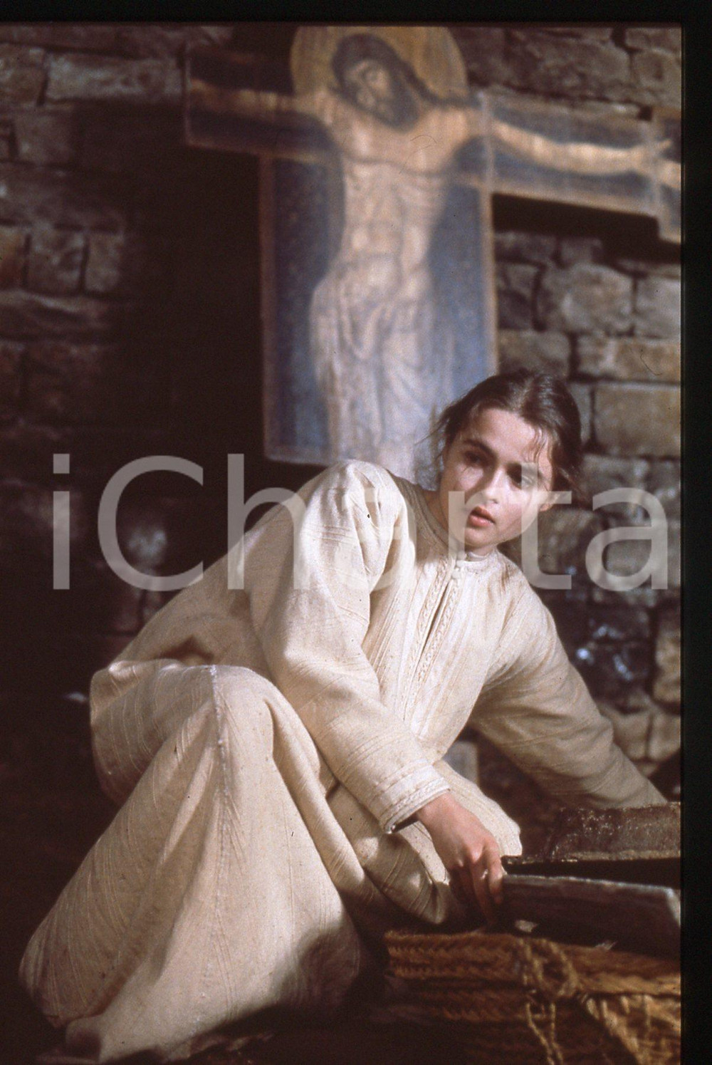 Fotografia d epoca originale 1989 FRANCESCO  Helena BONHAM CARTER in una scena del film 35mm VINTAGE SLIDE 1