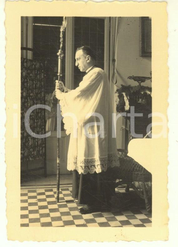 Fotografia d epoca originale 1938 s.l. Mons. Diego VENINI in una dimora privata  Foto 7x10 cm 1