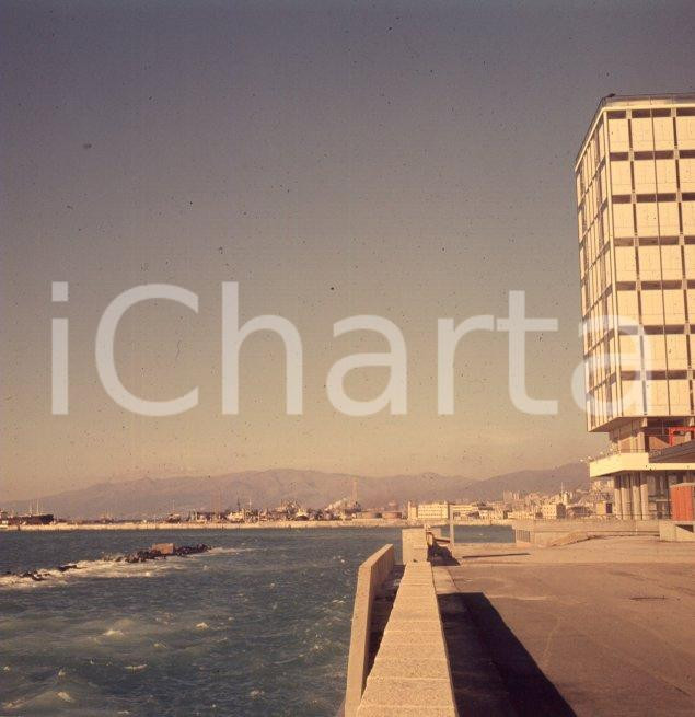 Fotografia d epoca originale 1965 ca GENOVA Padiglioni della Fiera verso il mare POSITIVO ORIGINALE 2 1