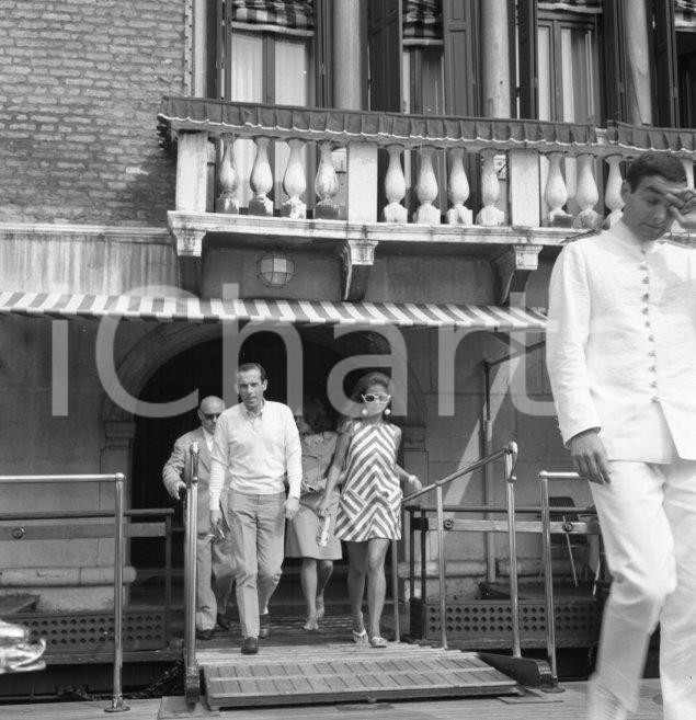 Fotografia d epoca originale 1967 VENEZIA Claudia CARDINALE ritratto NEGATIVO ORIGINALE 1