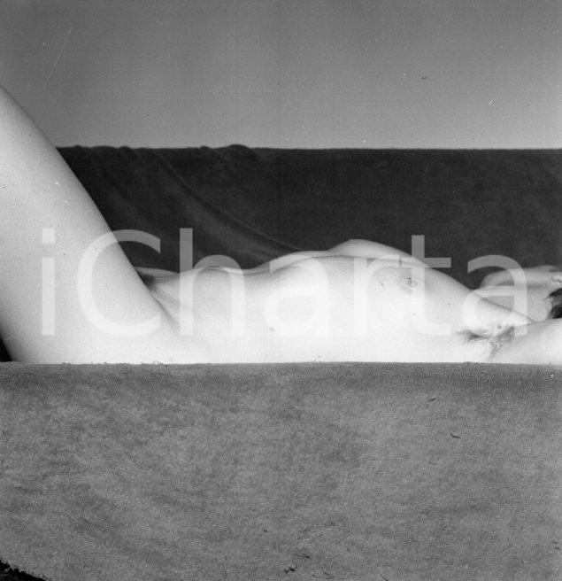Fotografia d epoca originale 1965ca FOTOGRAFIA ANONIMA EROTICA VINTAGE nudo artistico NEGATIVO ORIGINALE 4 1