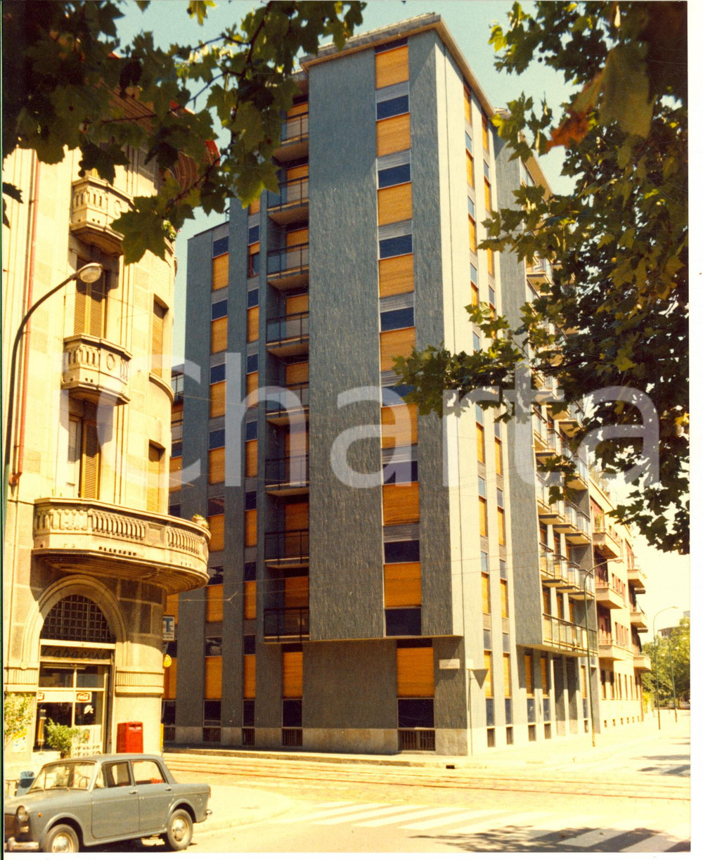 Fotografia d epoca originale 1965 ca ARCHITETTURA MILANO Via Lipari /ang. via Dezza  Foto 20x25 cm 1 1