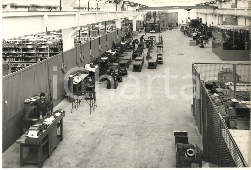 Fotografia d epoca originale 1965 ca VIGNATE MI INGERSOLL Rand  Industria meccanica  Foto 30x21 cm 3 1