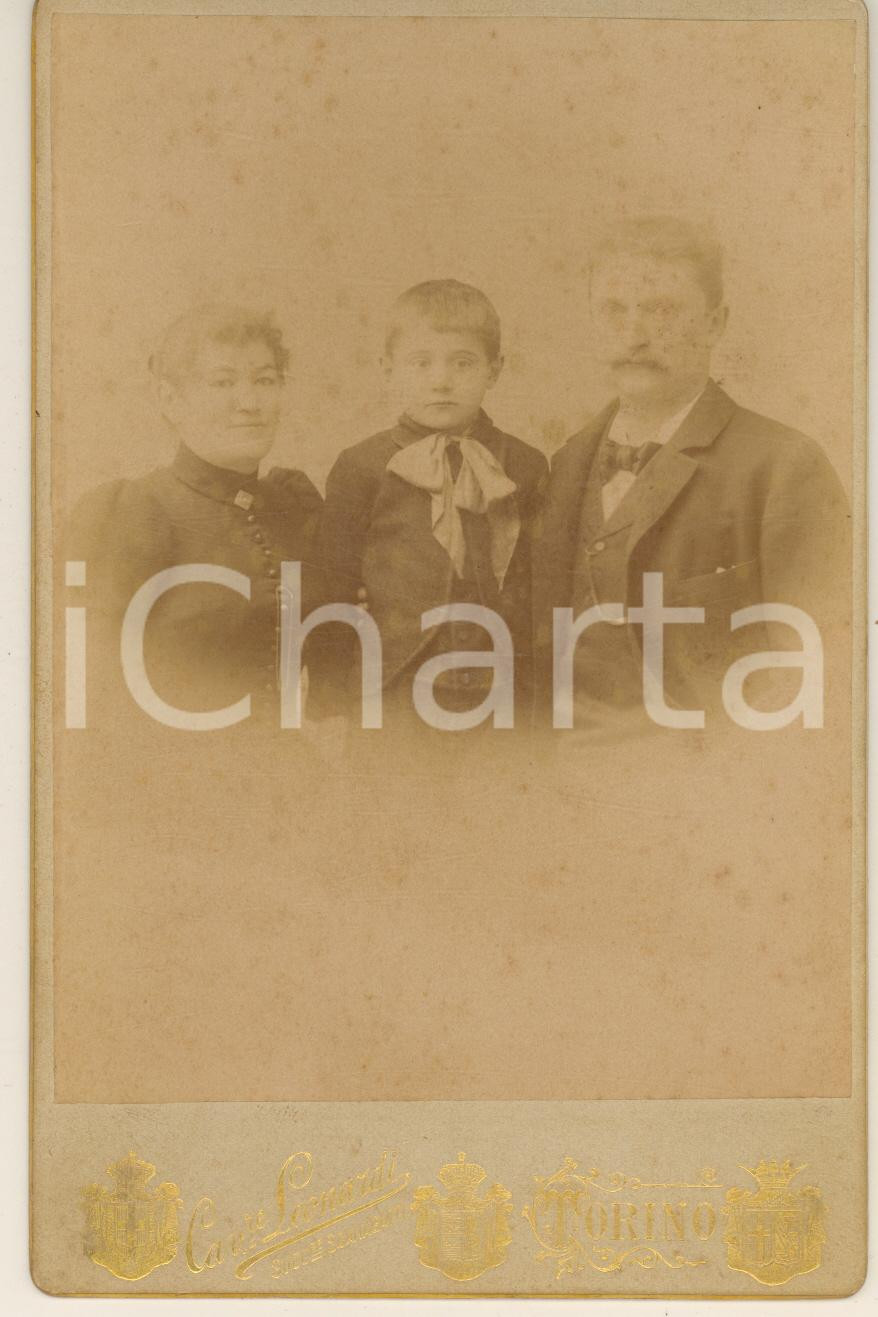 Fotografia d epoca originale 1890 ca TORINO Ritratto di famiglia Foto Ippolito LEONARDI 10x16 cm 1