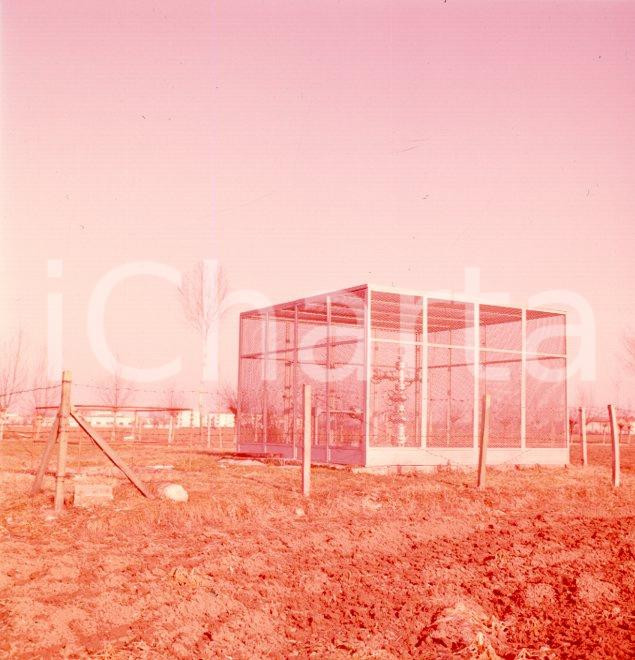 Fotografia d epoca originale 1965ca CORTEMAGGIORE PC Pozzo petrolifero efficiente POSITIVO ORIGINALE 1