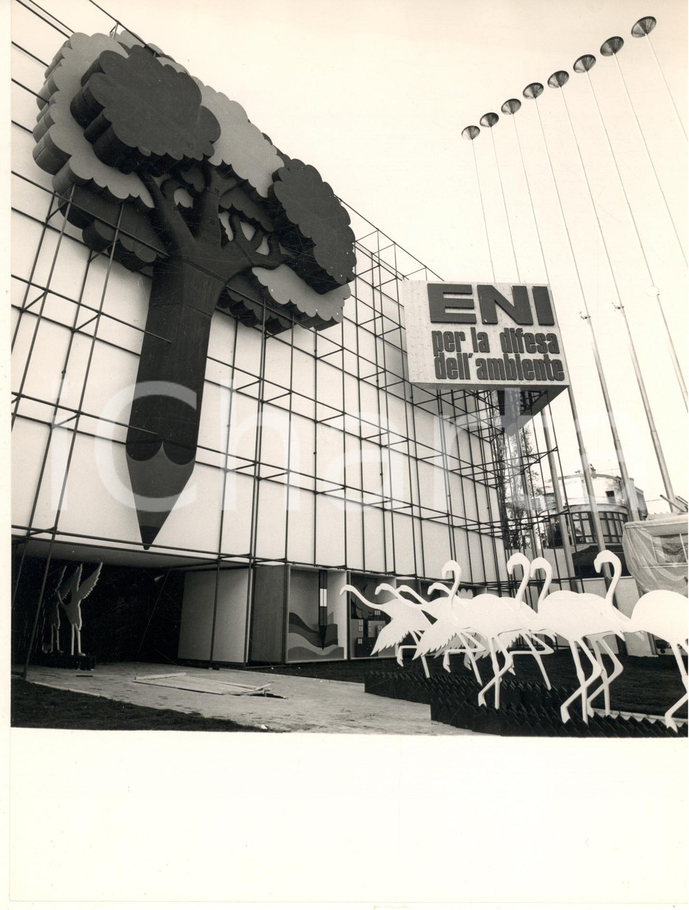 Fotografia d epoca originale 1974 FIERA DI MILANO  Padiglione ENI Difesa dell ambiente Foto 18x24 cm 1