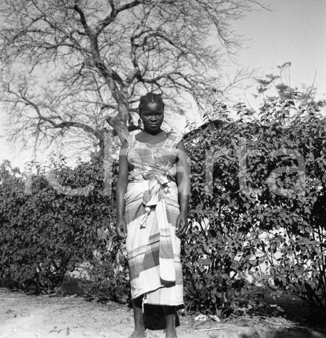 Fotografia d epoca originale 1965ca Paróquia São Gabriel Arcanjo da Matola Missione NEGATIVO ORIGINALE 1