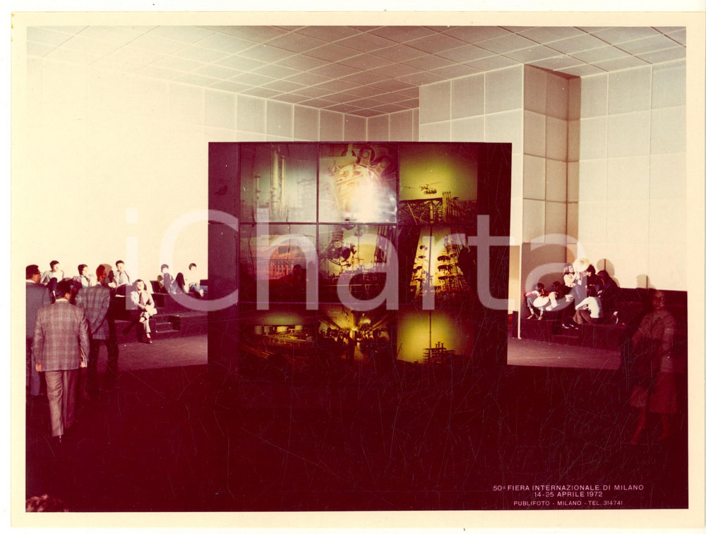 Fotografia d epoca originale 1972 50 FIERA DI MILANO  Padiglione MONTEDISON Foto 24x18 cm 7 1