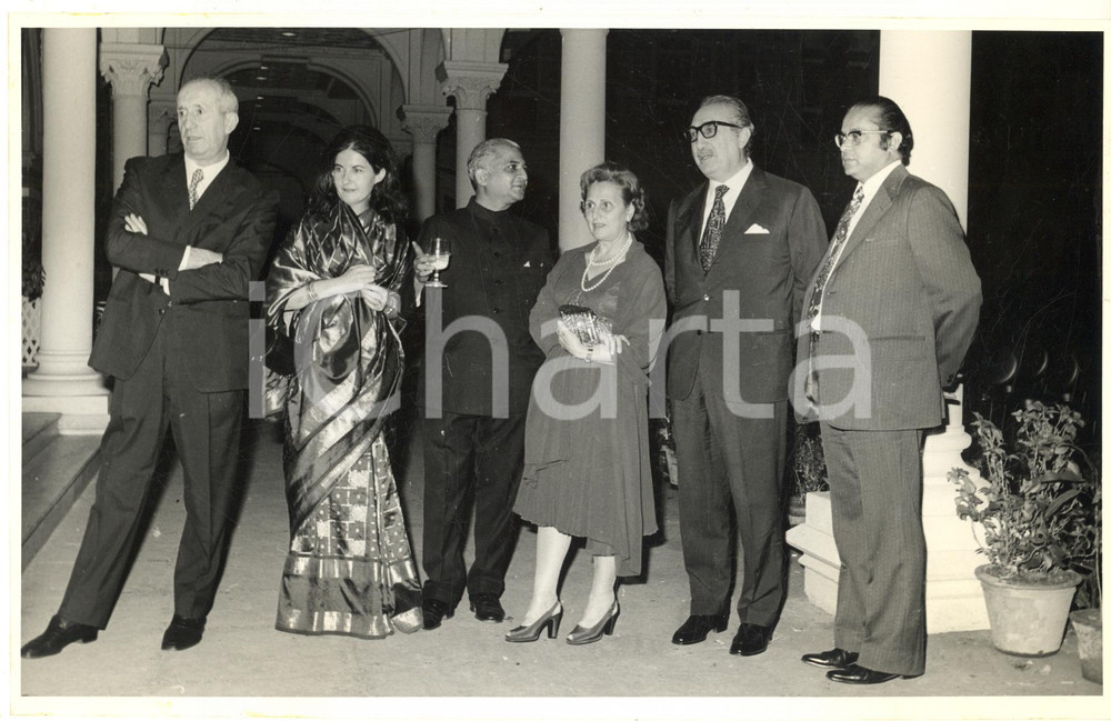 Fotografia d epoca originale 1974 BOMBAY Inaugurazione stabilimento BARODA RAYON SNIALON  Evento serale 6 1