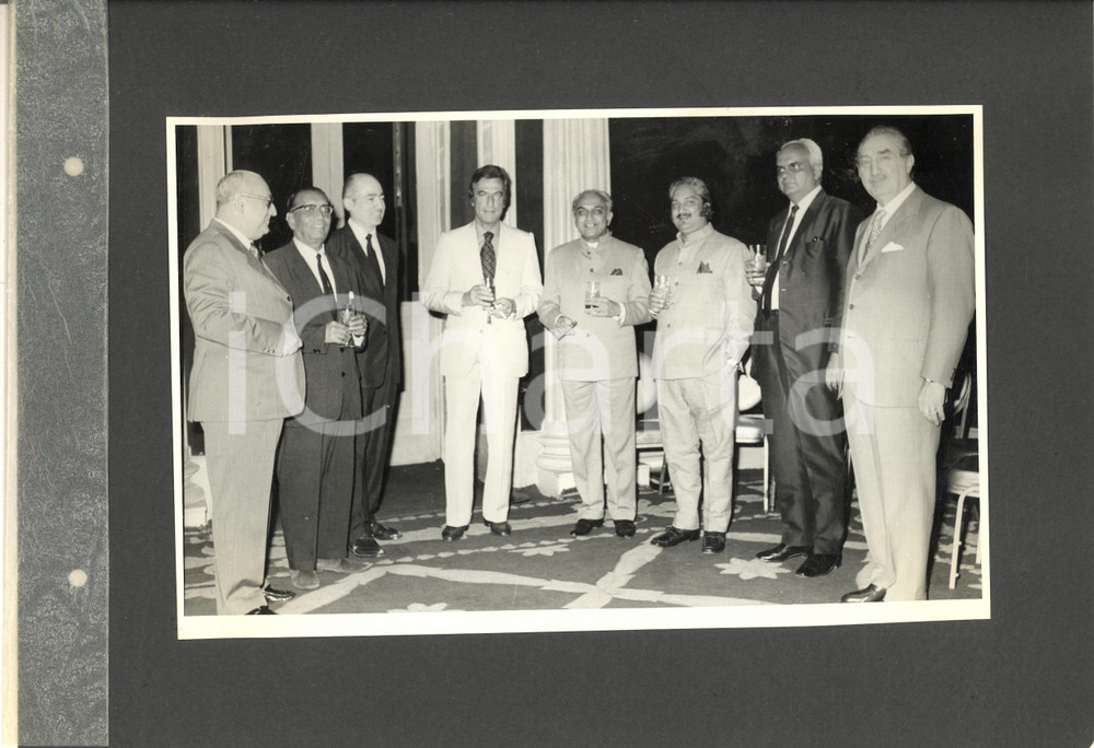 Fotografia d epoca originale 1974 BOMBAY Inaugurazione stabilimento BARODA RAYON SNIALON  Evento serale 8 1