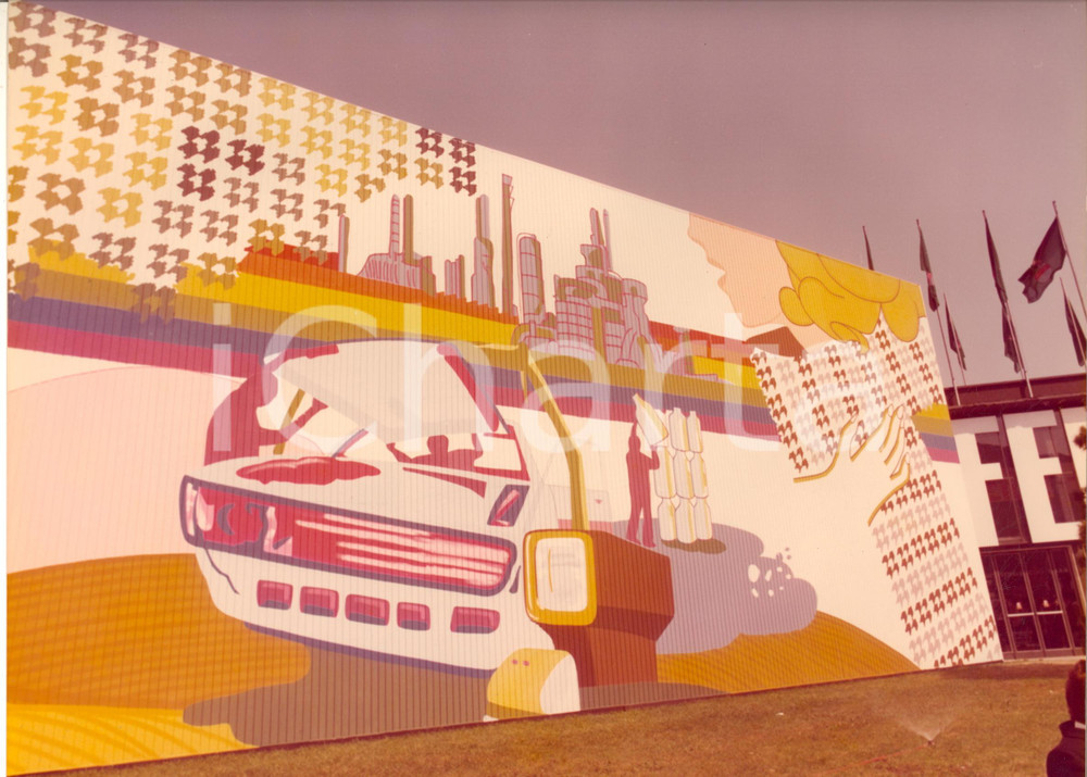 Fotografia d epoca originale 1977 FIERA DI MILANO Padiglione MONTEDISON  Esterno Foto 30x22 cm 7 1