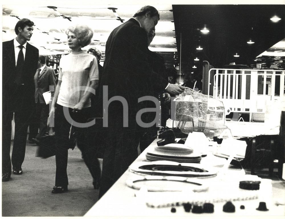 Fotografia d epoca originale 1974 MOSCA URSS KHIMIA Mostra Chimica Internazionale  Stand MONTEDISON Foto 3 1