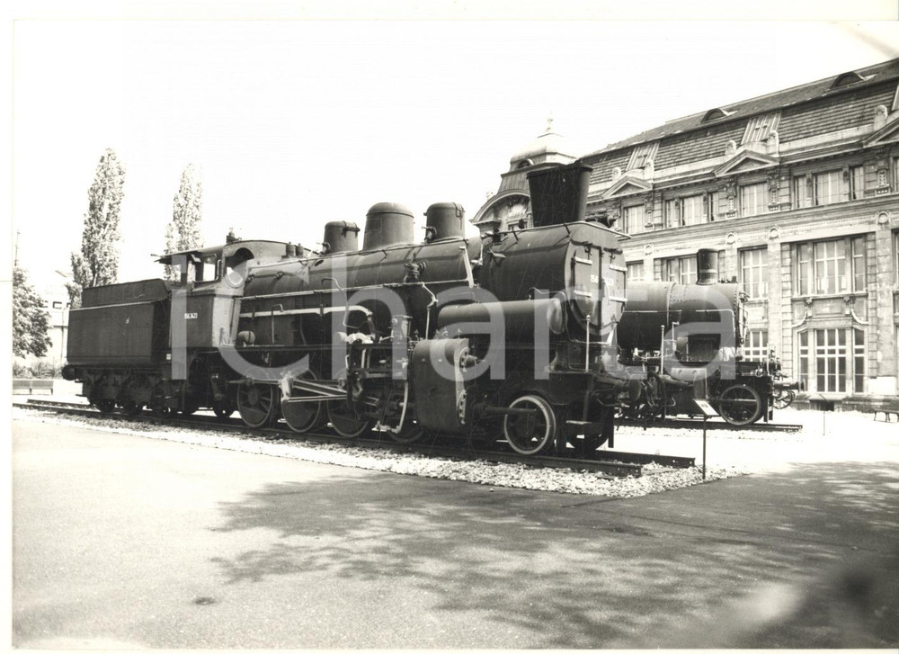 Fotografia d epoca originale 1980 ca WIEN Ferrovie Imperiali KkStB  Esposizione locomotiva KkStB 170 Foto 1