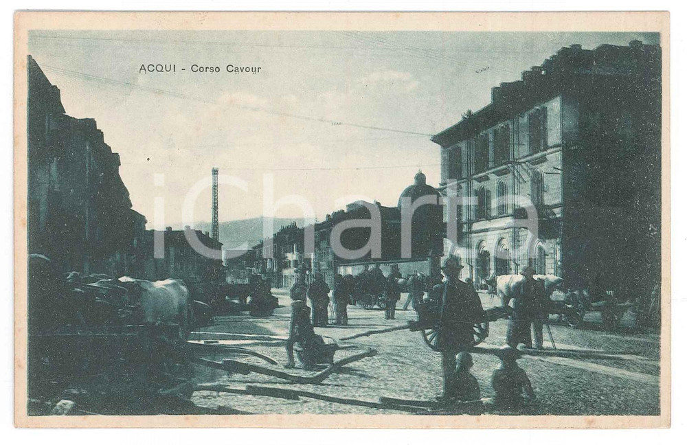 Cartolina originale da collezione 1920 ca ACQUI TERME Corso Cavour  Cartolina ANIMATA FP NV 1