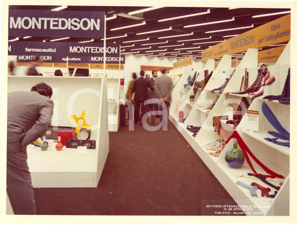 Fotografia d epoca originale 1972 50 FIERA DI MILANO  Padiglione MONTEDISON Foto 24x18 cm 3 1
