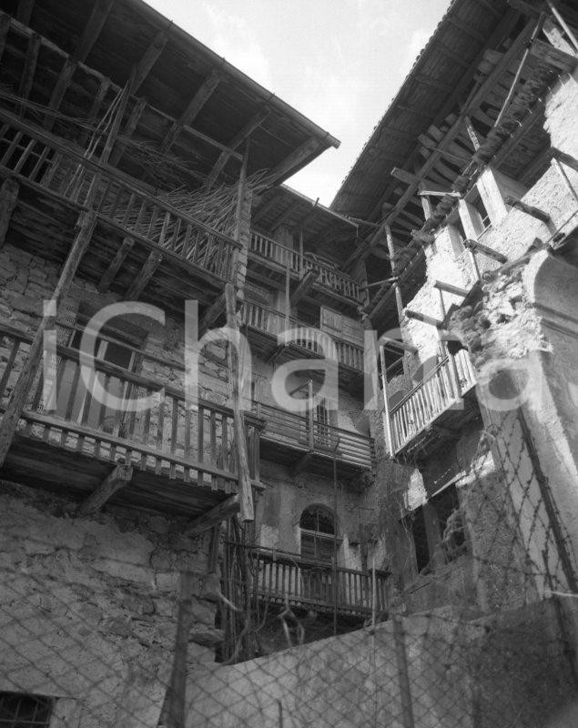 Fotografia d epoca originale 1953 CASTEL CONDINO TN Scorcio artistico d epoca NEGATIVO ORIGINALE 5 1