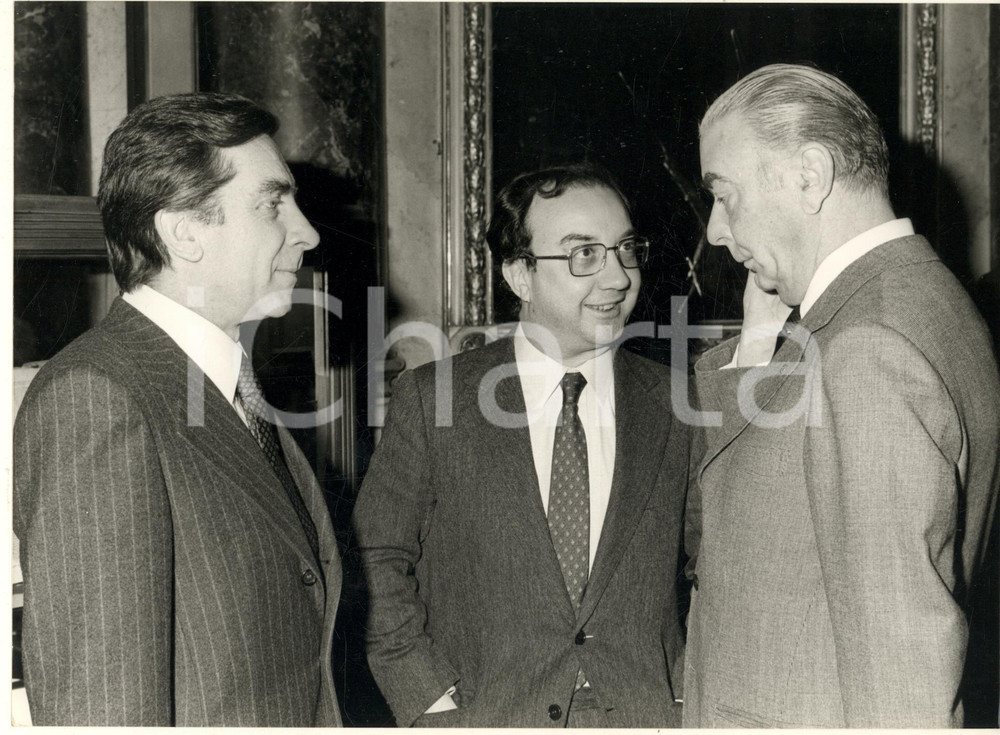 Fotografia d epoca originale 1980 ca MILANO Palazzo Marino ? Sindaco Carlo TOGNOLI Vitaliano PEDUZZI Foto 1