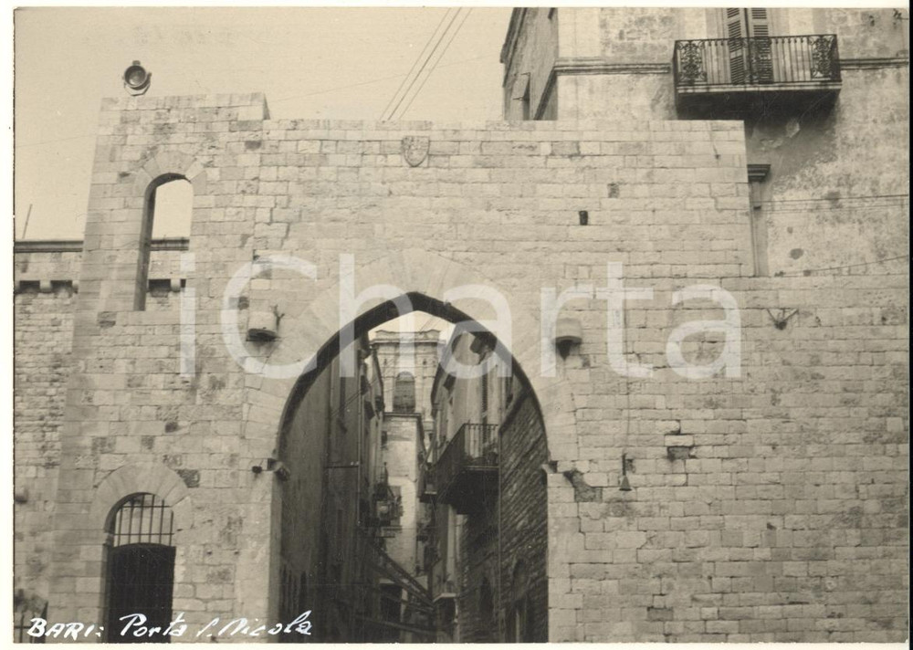Fotografia d epoca originale 1965 ca BARI Porta San Nicola Foto bozzetto per cartolina 15x10 cm 1