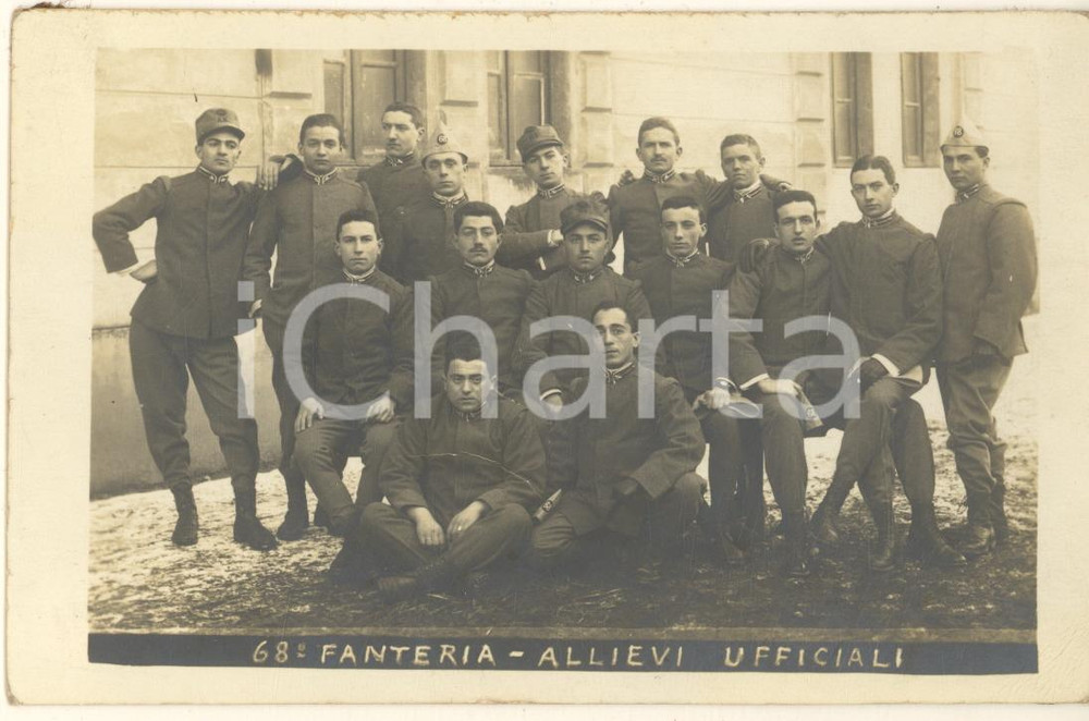 Fotografia d epoca originale 1911 MILANO Battaglione volontari studenti SURSUM CORDA  Foto 8x8 cm 1