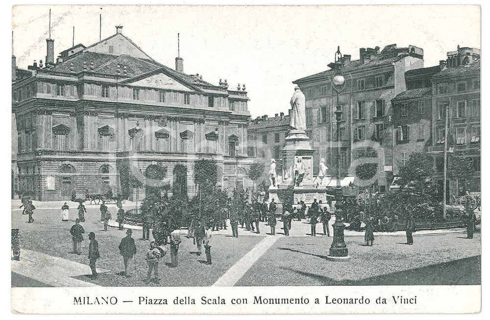 Cartolina originale da collezione 1900 ca MILANO Piazza della Scala con statua di Leonardo DA VINCI Cartolina FP 1