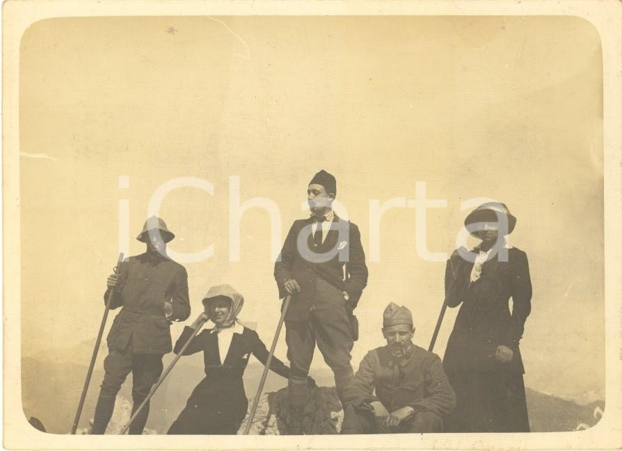 Fotografia d epoca originale 1911 LECCO/ MONTE RESEGONE Gruppo di escursionisti  Foto 12x8 cm 1