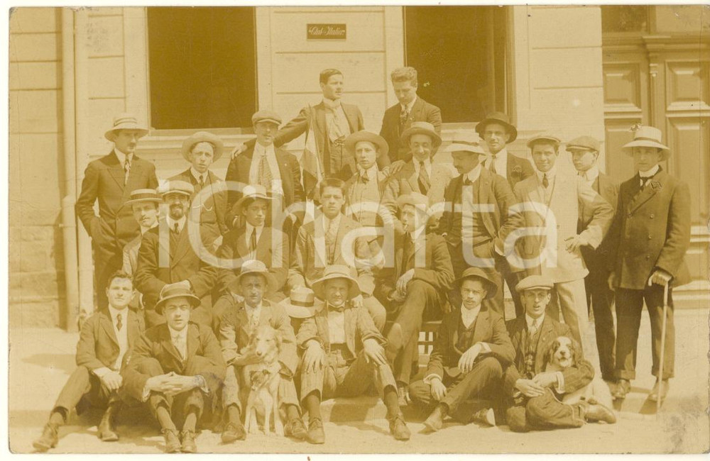 Fotografia d epoca originale 1920 ca MITTWEIDA / GERMANY Giovani soci del Club Italia  Foto 14x9 cm 1