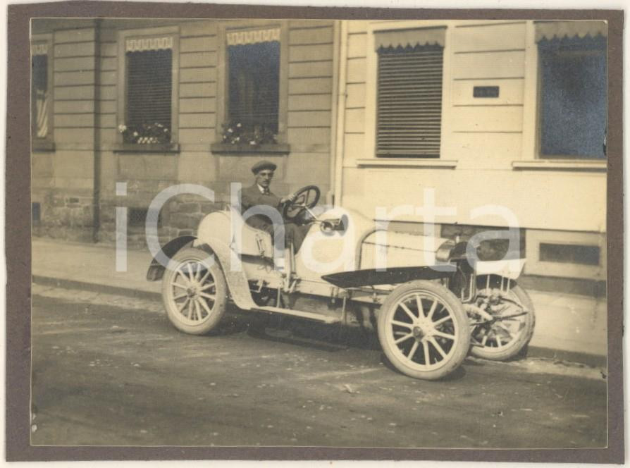 Fotografia d epoca originale 1910 ca MITTWEIDA / GERMANY Uomo in automobile Foto COSTUME 11x8 cm 1