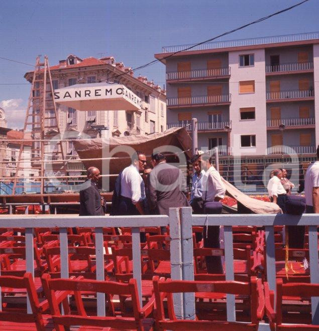 Fotografia d epoca originale 1963 SANREMO PUGILATO Piazza Colombo  Persone sugli spalti POSITIVO ORIGINALE 1