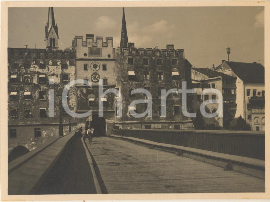 Fotografia d epoca originale 1920 ca WASSERBURG AM INN  Brucktor e Ponte Rosso Foto artistica 11x8 cm 1