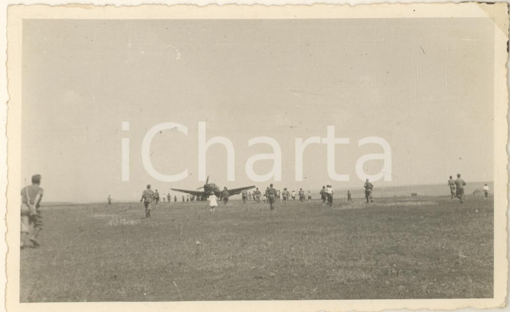 Fotografia d epoca originale 1942 WW2 Campagna di RUSSIA  ARMIR  Campo di aviazione  Foto 14x9 cm 1