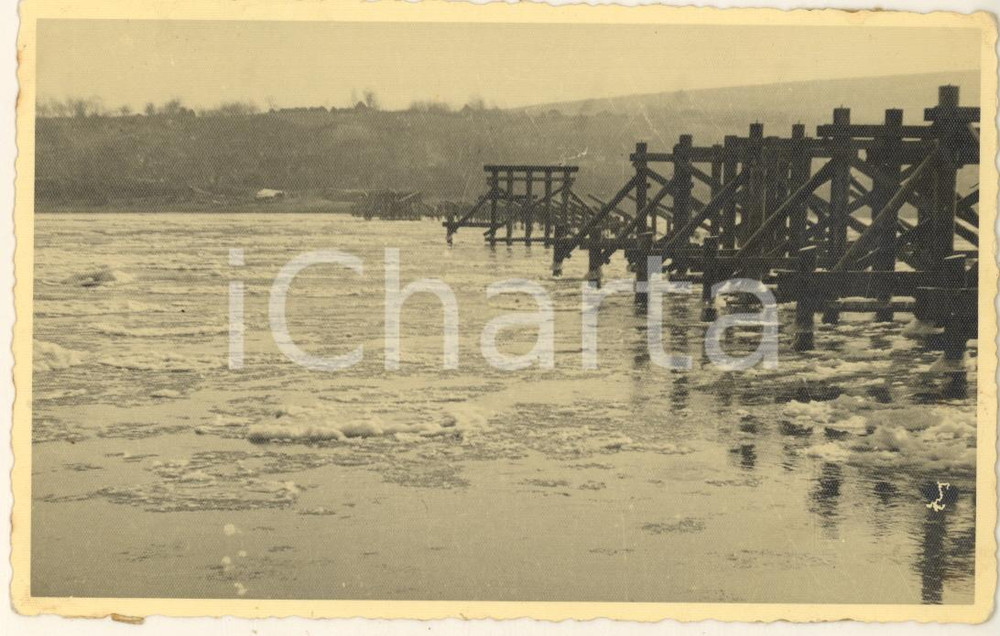 Fotografia d epoca originale 1942 WW2 Campagna di RUSSIA  Area di DNIPRO Ponte provvisorio sul Dnepr Foto 1