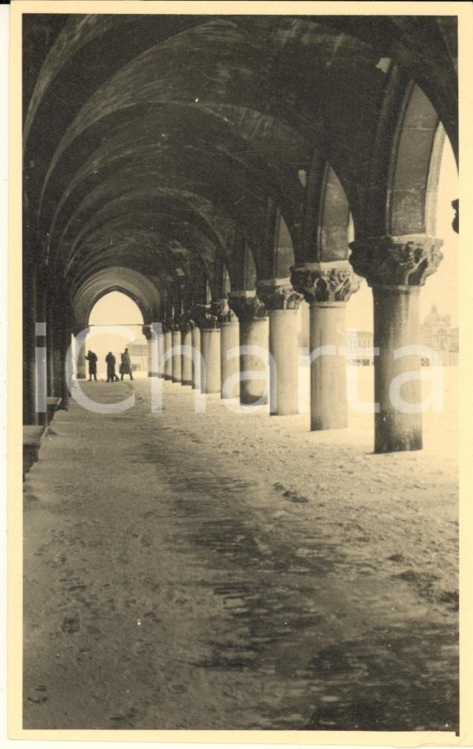 Fotografia d epoca originale Febbraio 1947 VENEZIA sotto la neve  Portici di Palazzo Ducale  Foto 9x14 cm 1